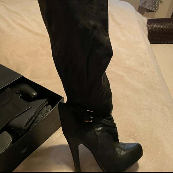 Stunning, Report Mercer otk leather boots. - Picture 3 of 14